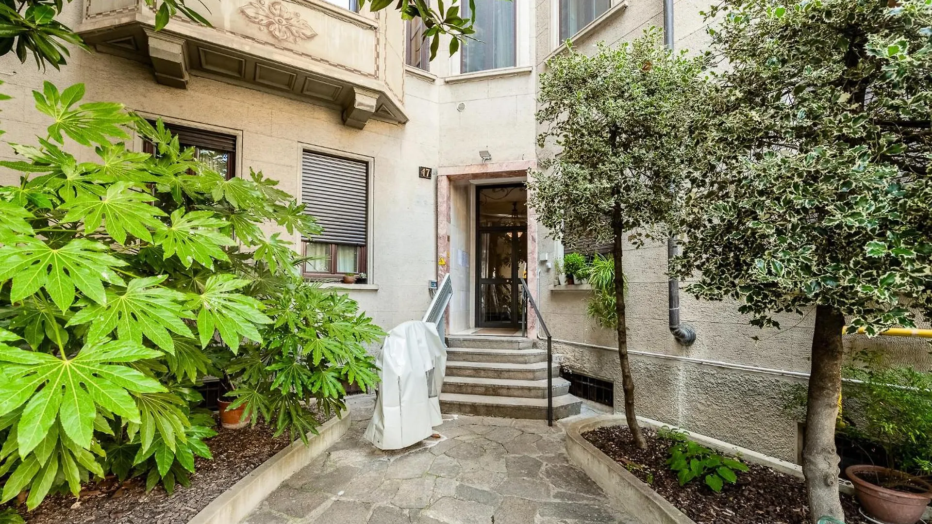 Porta Venezia New Luxury Apt - Wifi Full Equiped Milan 0*,  Italy